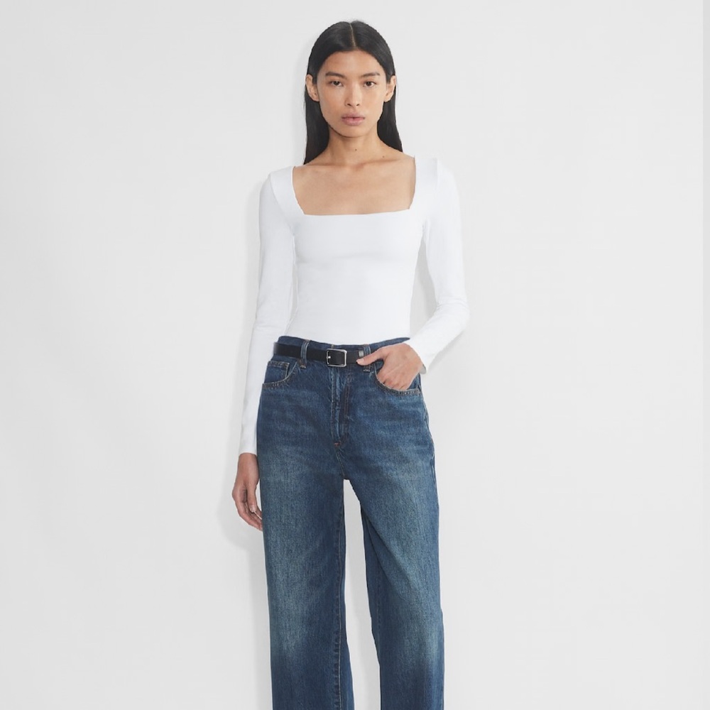 Aritzia Original Contour Squareneck Hip Longsleeve (white size S)